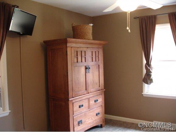 103 Early Deitz - Photo 9