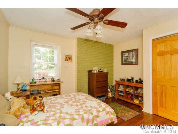 144 Lakewood Drive - Photo 12