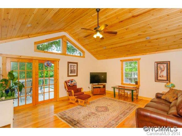 144 Lakewood Drive - Photo 5