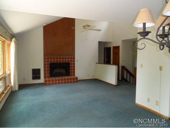 585 Hanging Rock Road - Photo 4