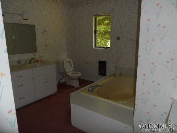 585 Hanging Rock Road - Photo 9