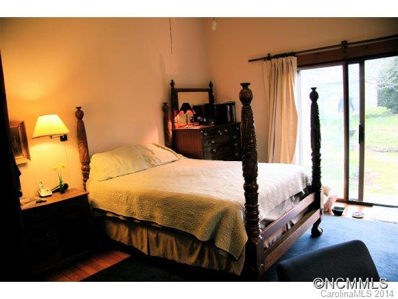 5285 Old Hendersonville Hwy - Photo 17