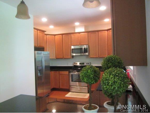 138 River Rock Road - Photo 3
