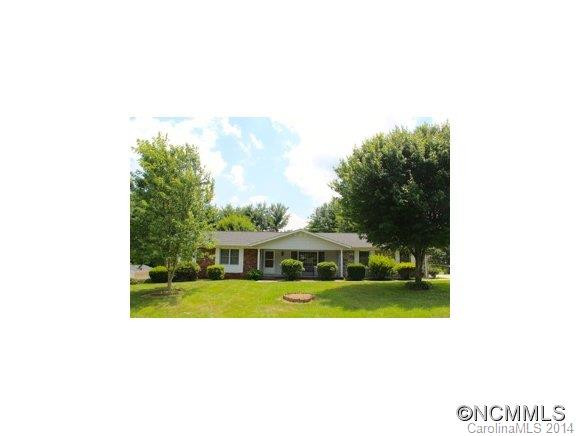 15 Snelson Dr
