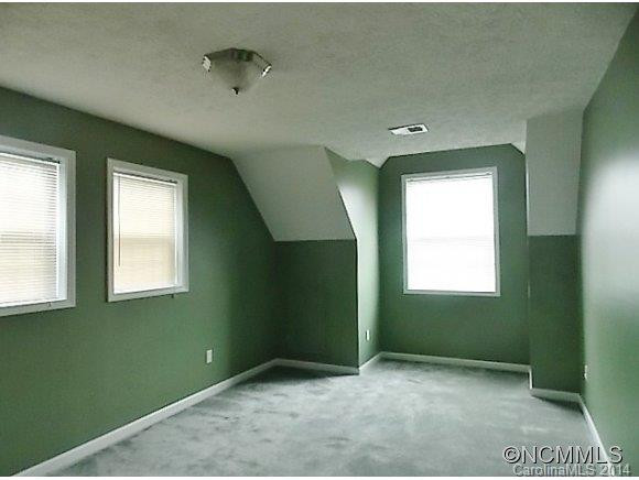 3291 North River Road - Photo 15