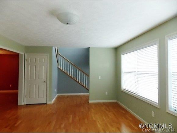 3291 North River Road - Photo 3