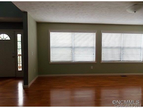 3291 North River Road - Photo 4
