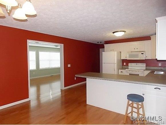 3291 North River Road - Photo 7