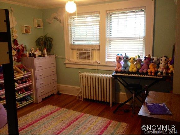 175 Pennsylvania Avenue - Photo 15