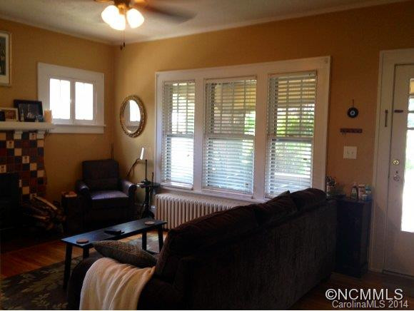 175 Pennsylvania Avenue - Photo 3