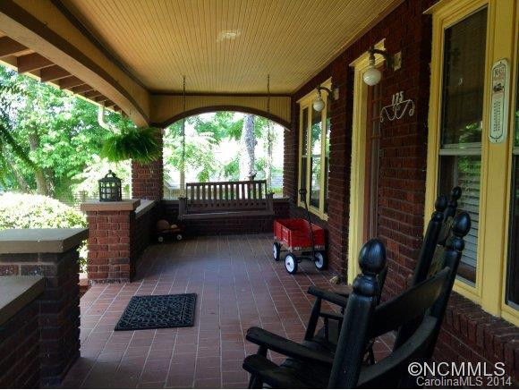 175 Pennsylvania Avenue - Photo 21