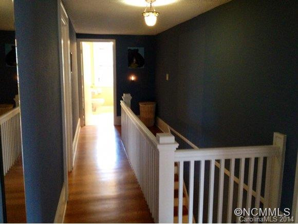 175 Pennsylvania Avenue - Photo 9