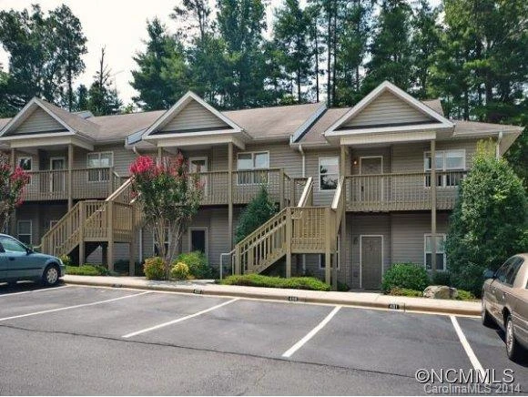 406 CARLYLE WAY