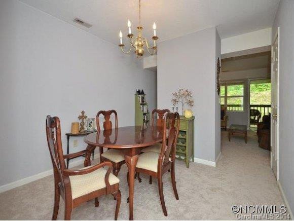 406 CARLYLE WAY - Photo 3