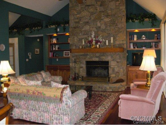 313 Boiling Springs Road - Photo 3