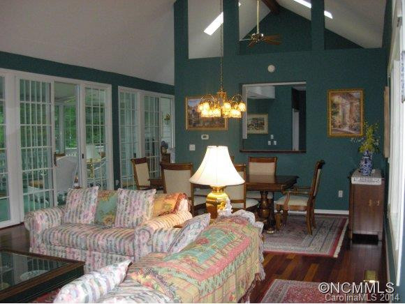 313 Boiling Springs Road - Photo 4