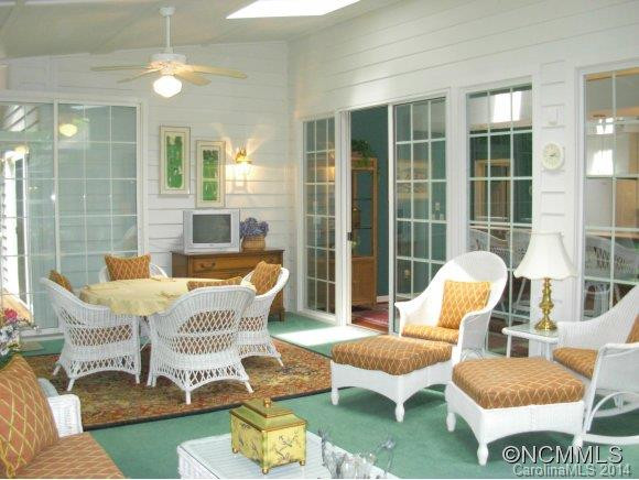 313 Boiling Springs Road - Photo 9