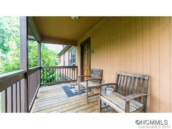 218 Wolf Pen Cove - Photo 3