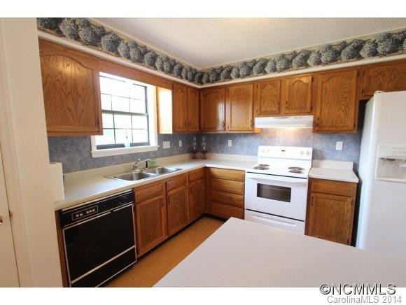 3 BRADFORD PEAR LANE - Photo 10