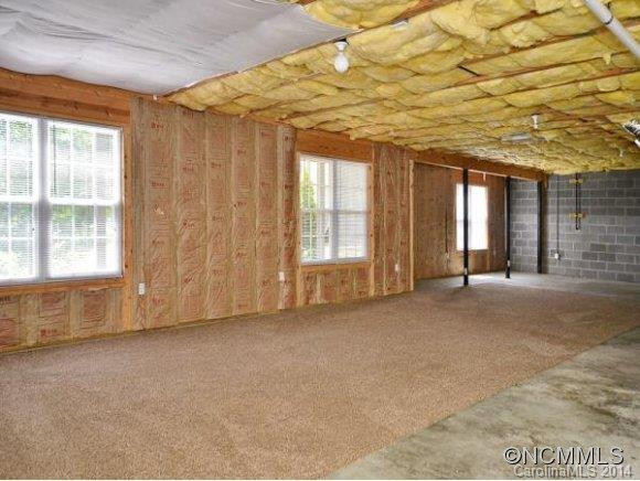 247 SHAWS CREEK FARM RD - Photo 14