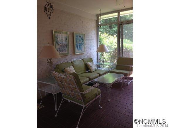 377 COUNTRY CLUB RD - Photo 11