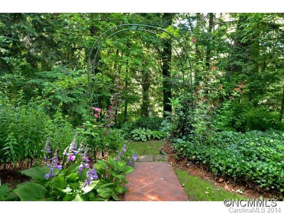 377 COUNTRY CLUB RD - Photo 18