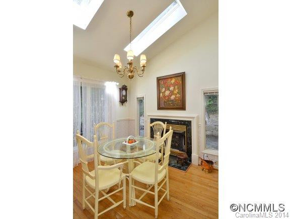 377 COUNTRY CLUB RD - Photo 7