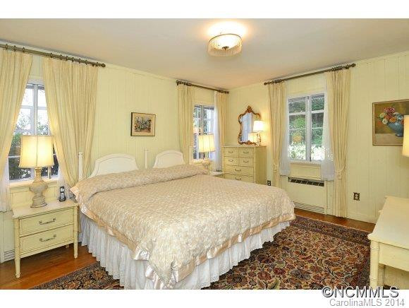 377 COUNTRY CLUB RD - Photo 9