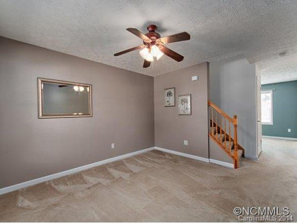 204 PEMBROOK ROAD - Photo 2