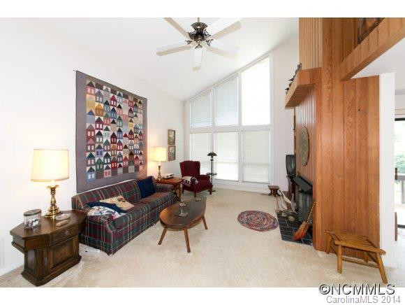 114 Woodbridge Drive - Photo 4