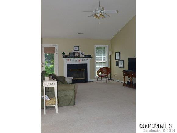 461 Planters Creek Rd - Photo 3