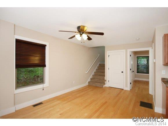 15 Blalock Avenue - Photo 6