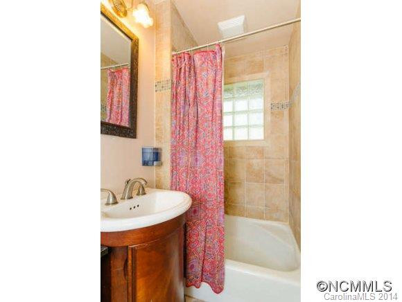 34 Queen Rd - Photo 18