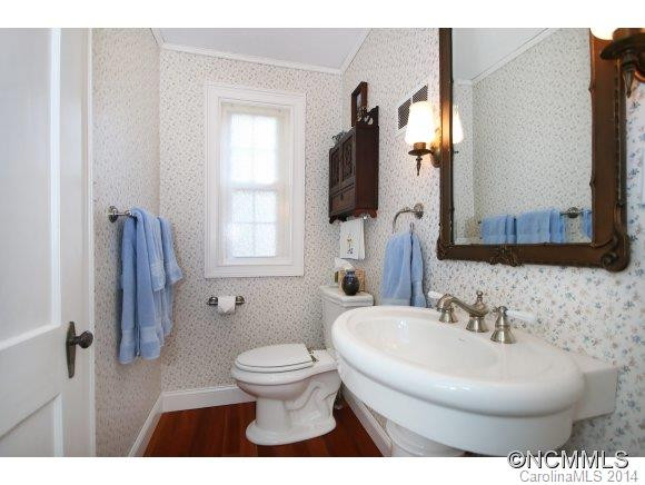 110 Shady Oak - Photo 12