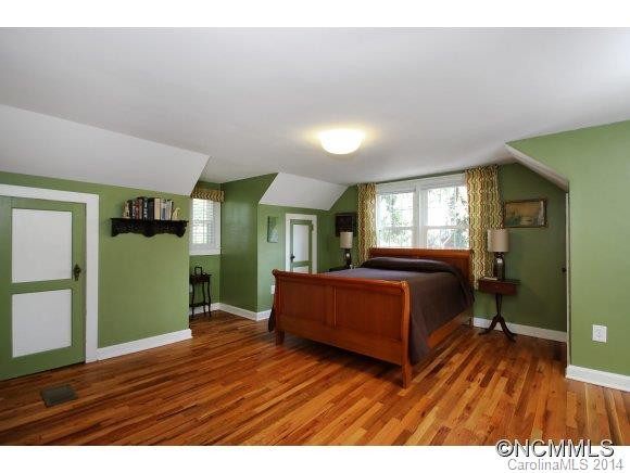 110 Shady Oak - Photo 13
