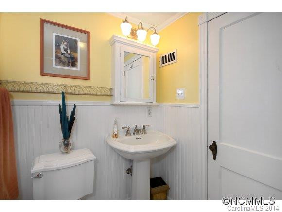 110 Shady Oak - Photo 17