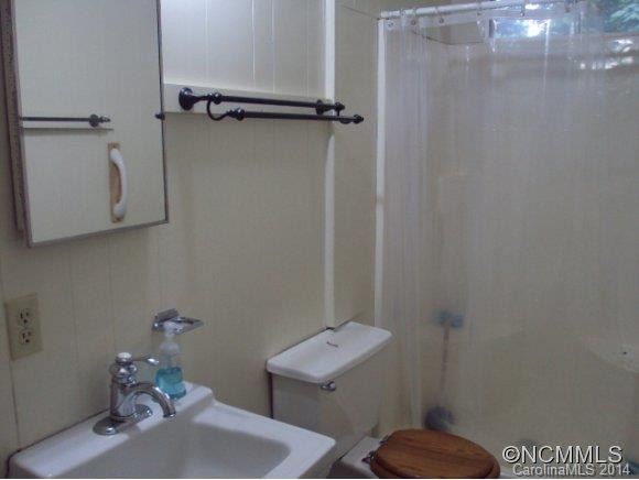 550 Patricia Road - Photo 15