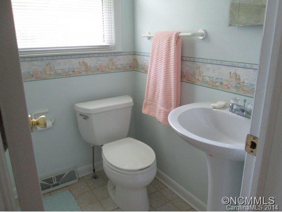 1611 Sherman Drive - Photo 12