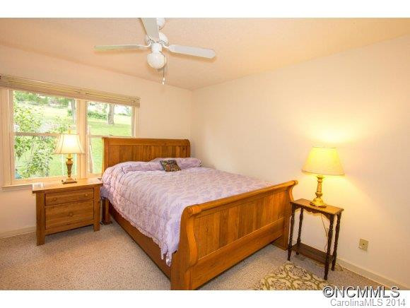 219 Hookers Gap Rd - Photo 15