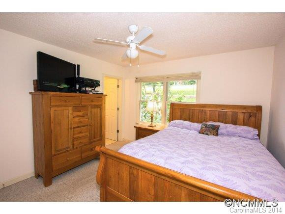 219 Hookers Gap Rd - Photo 16