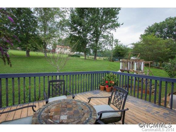 219 Hookers Gap Rd - Photo 3