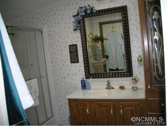 215 Riverwind drive - Photo 15