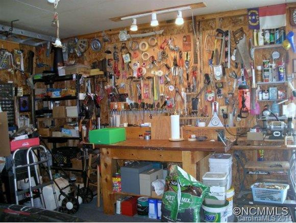 215 Riverwind drive - Photo 22