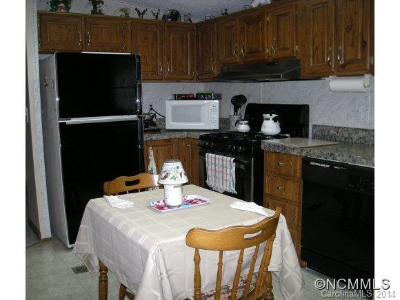215 Riverwind drive - Photo 8