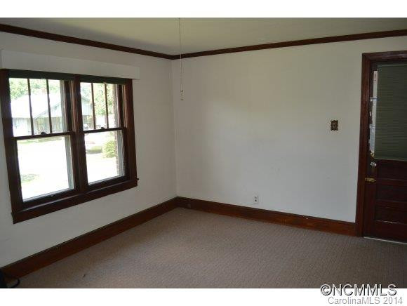 109 Beacon Street - Photo 4