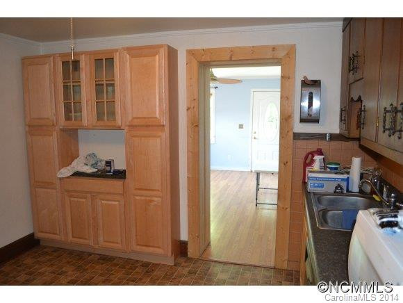 109 Beacon Street - Photo 9