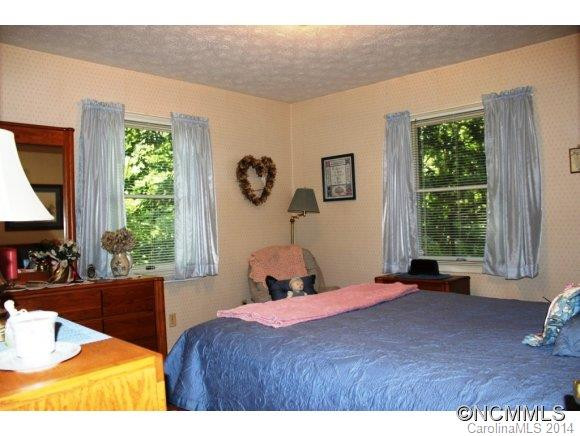 383 Scarlet Oaks Drive - Photo 8