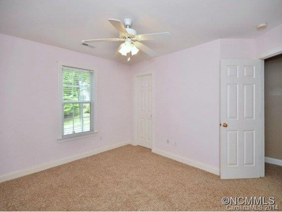 114 MOUNTAIN DRIVE - Photo 16