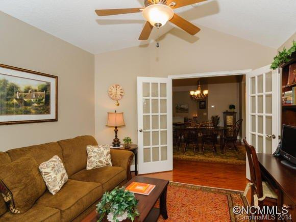 260 Summerfield Place - Photo 12