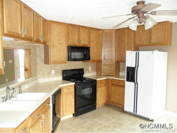 446 Orchard Drive - Photo 2